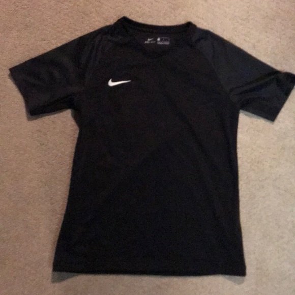 Black Nike dri fit short sleeve - Picture 1 of 4
